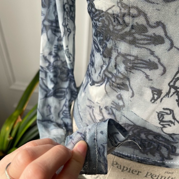 Blue mesh Sheer Artistic Print Long Sleeve Top - Picture 4 of 6